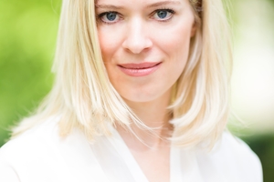 Dr. Elke Janig